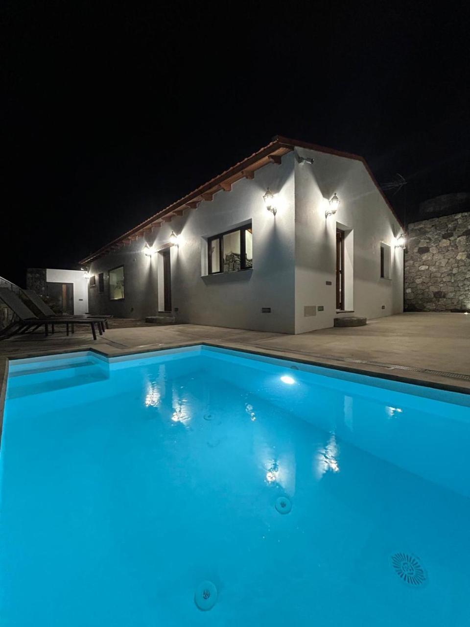 Natura Luxury — hotel in Vega De San Mateo