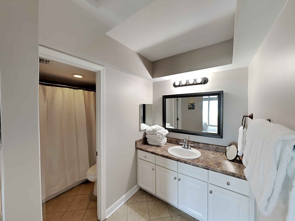 Regency Towers by Southern Vacation Rentals - photo 315