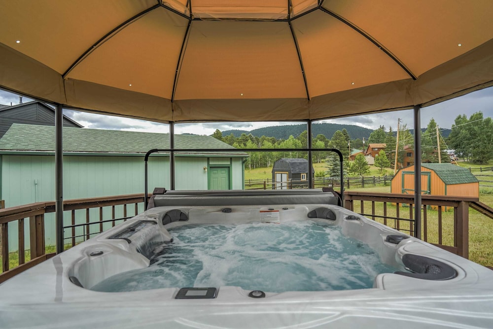 3brmountains & Hot Tubbring The Family — hotel in Woodland Park