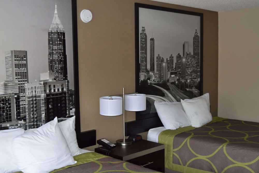 Super 8 by Wyndham Stockbridge - photo 12