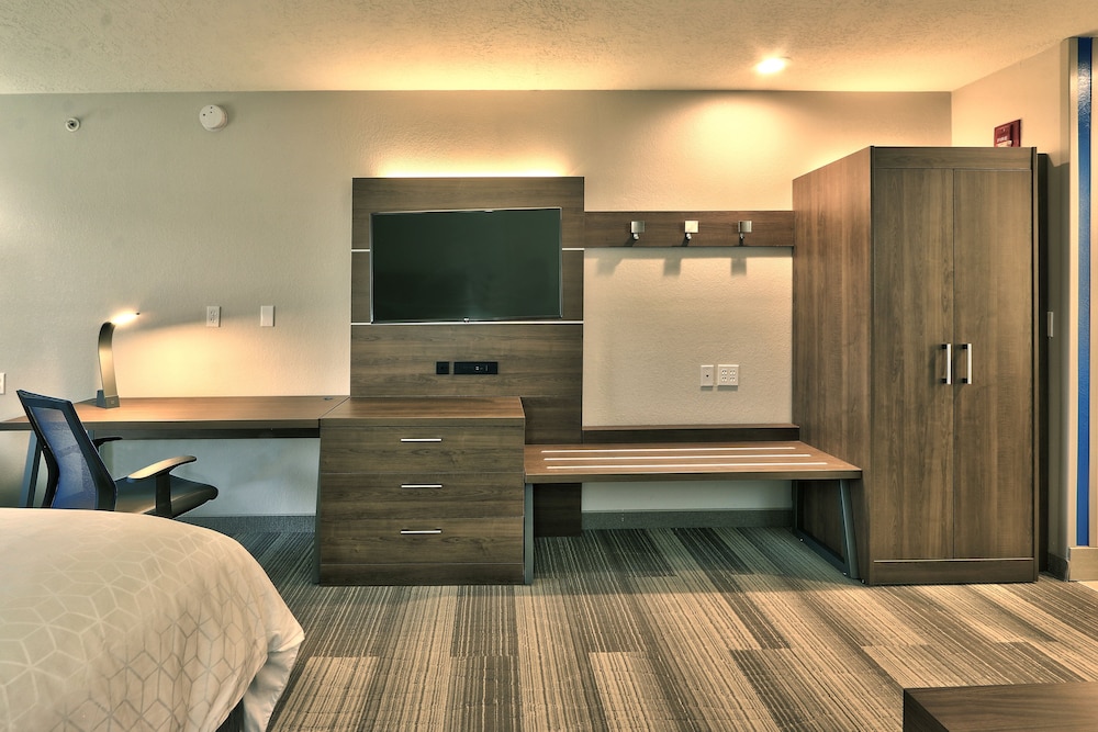Holiday Inn Express Socorro by IHG - photo 6
