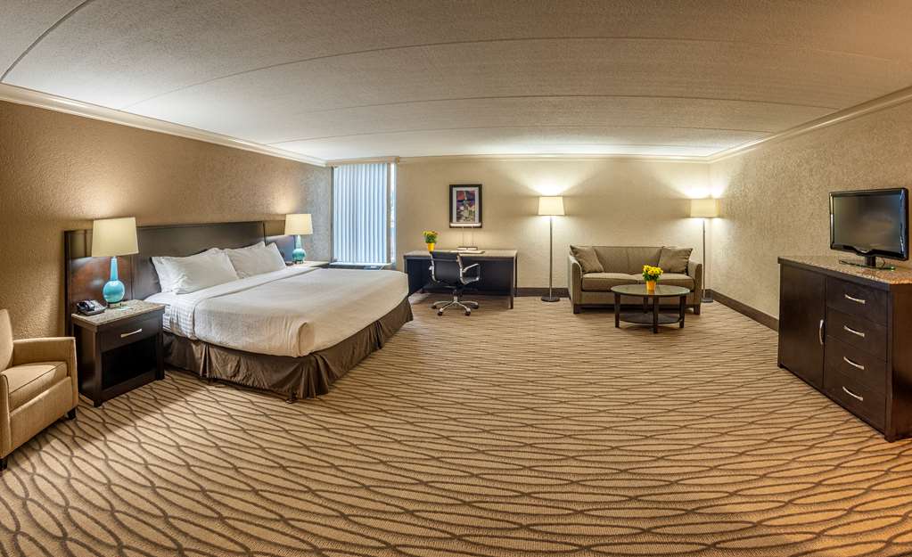 Best Western Plus Strongsville Cleveland - photo 14