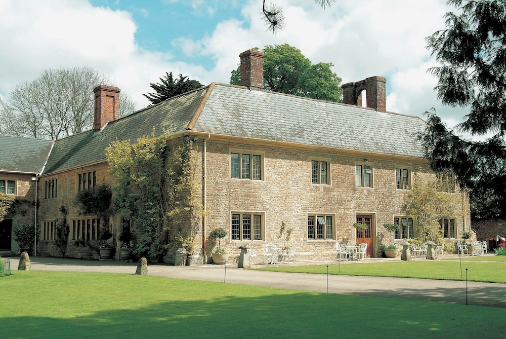 Plumber Manor Hotel — hotel in Sturminster Newton