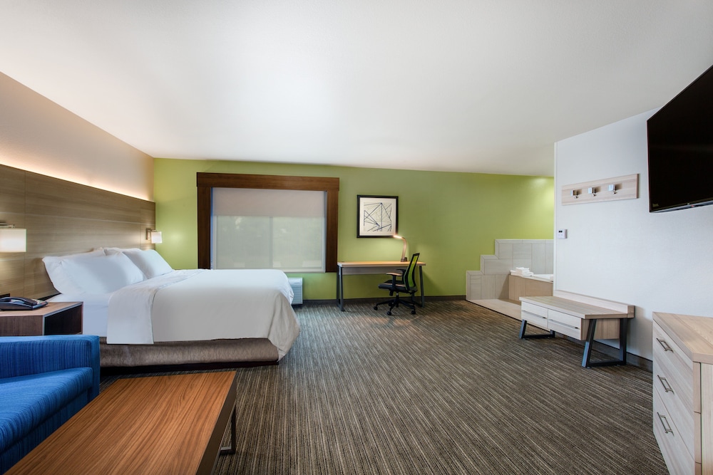 Holiday Inn Express Hotel & Suites Lewisburg by IHG - photo 16