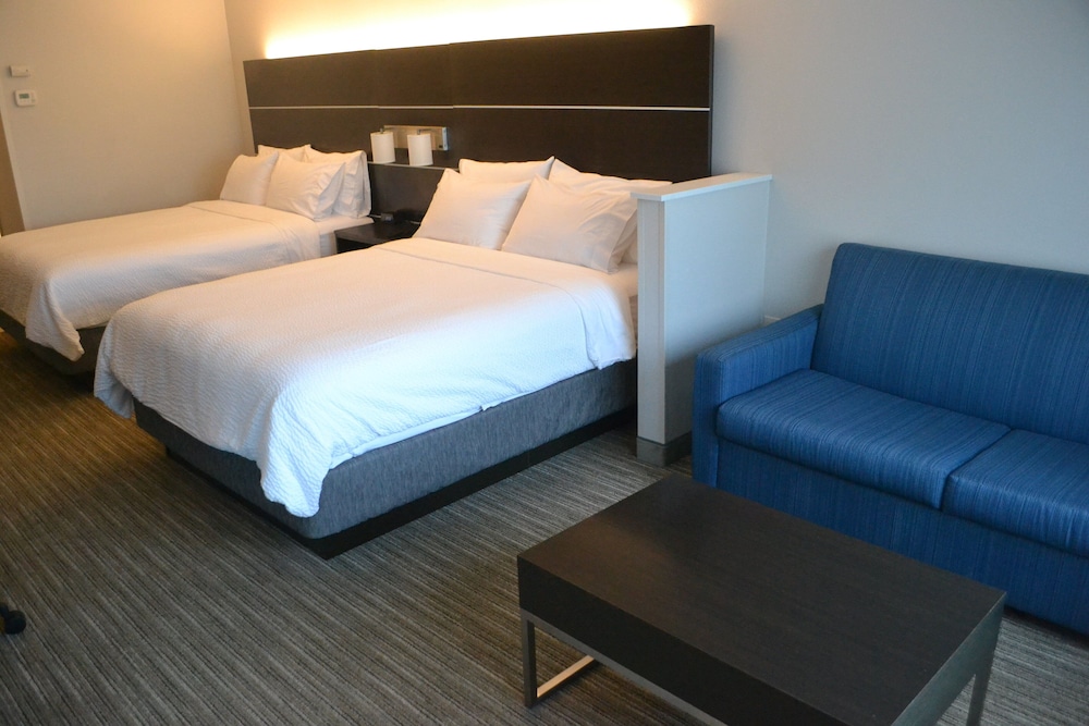 Holiday Inn Express & Suites Hood River by IHG - photo 24