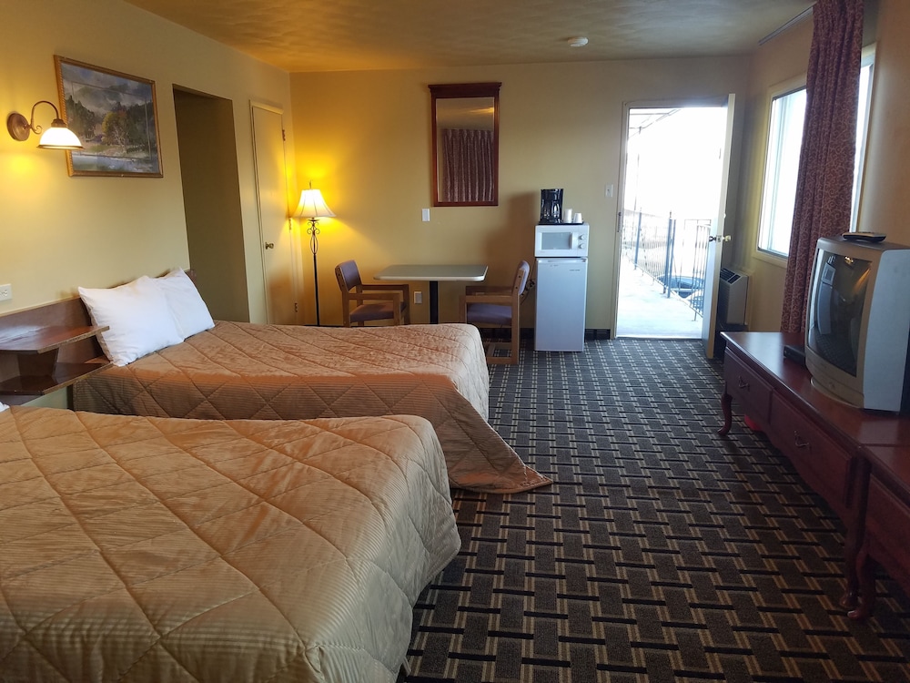 Travelodge By Wyndham Evanston - photo 22