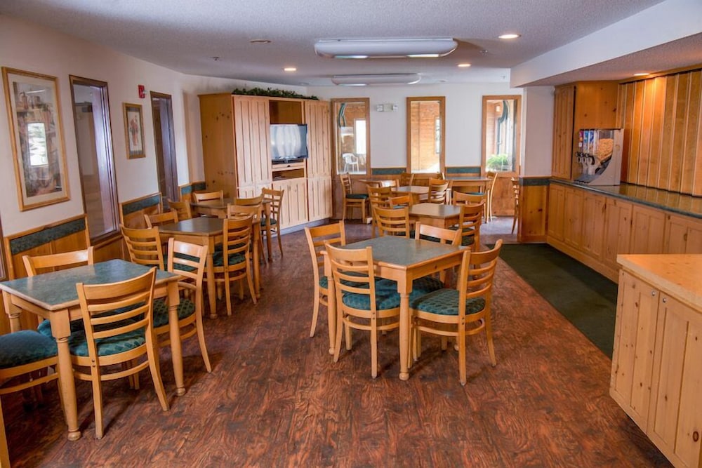 Comfort Inn & Suites Summerset Black Hills Area - photo 26