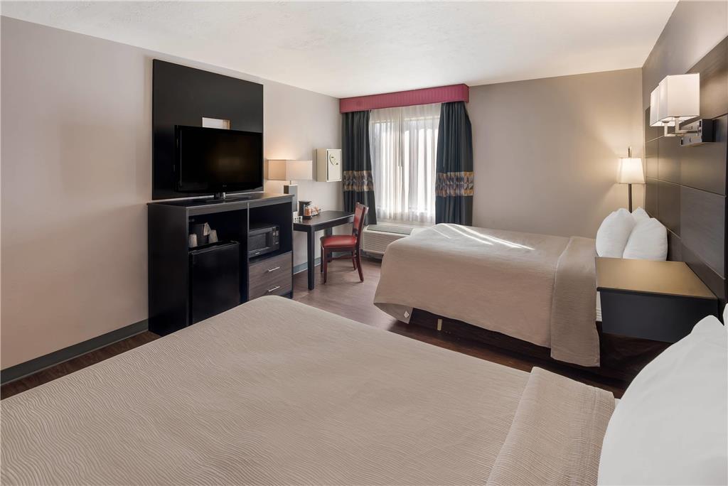 Quality inn & Suites Cincinnati I 275 - photo 9