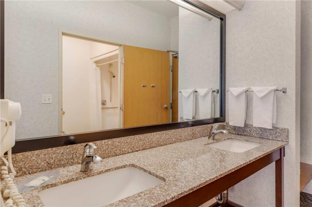 Quality Inn & Suites Denver Airport Gateway Park - photo 14