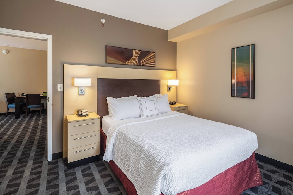 Towneplace Suites Marriott Jacksonville Butler Boulevard - photo 7