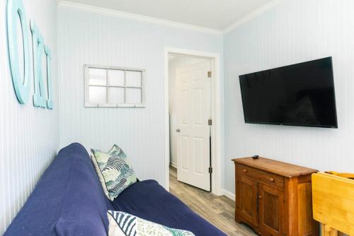 Salty But Sweet by Oak Island Accommodations - photo 37