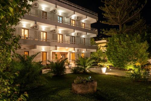 Hotel Elman — Palaiochora — photo 2