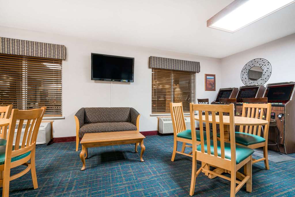 Days Inn by Wyndham Hurley - photo 4