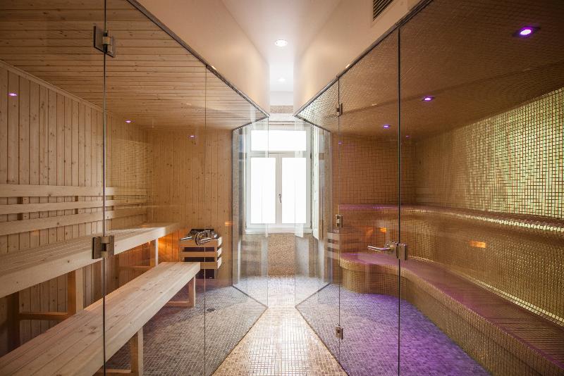 Flores Village hotel & SPA