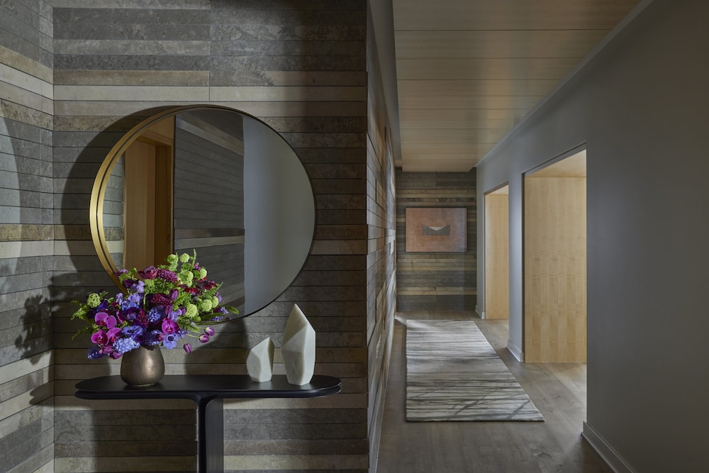 Four Seasons Hotel Seattle - photo 31