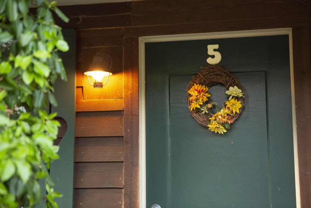 The Chimney Rock Inn & Cottages - photo 85