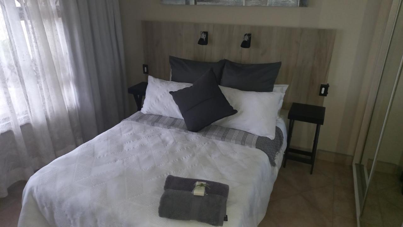 8 On Eagle Self Catering Apartment — 4-Star Luxury Hotel in Port Shepstone, South Africa
