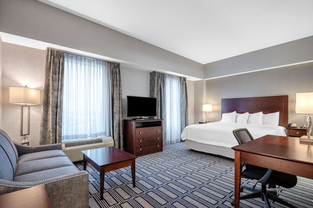 Hampton Inn & Suites Providence Downtown - photo 47