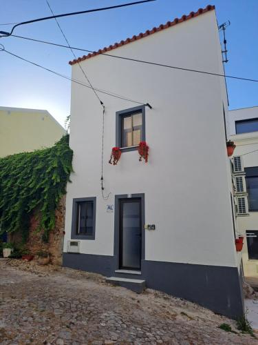 Casa das Bonecas — 4-Star Luxury Hotel in Sao Martinho Do Porto, Portugal