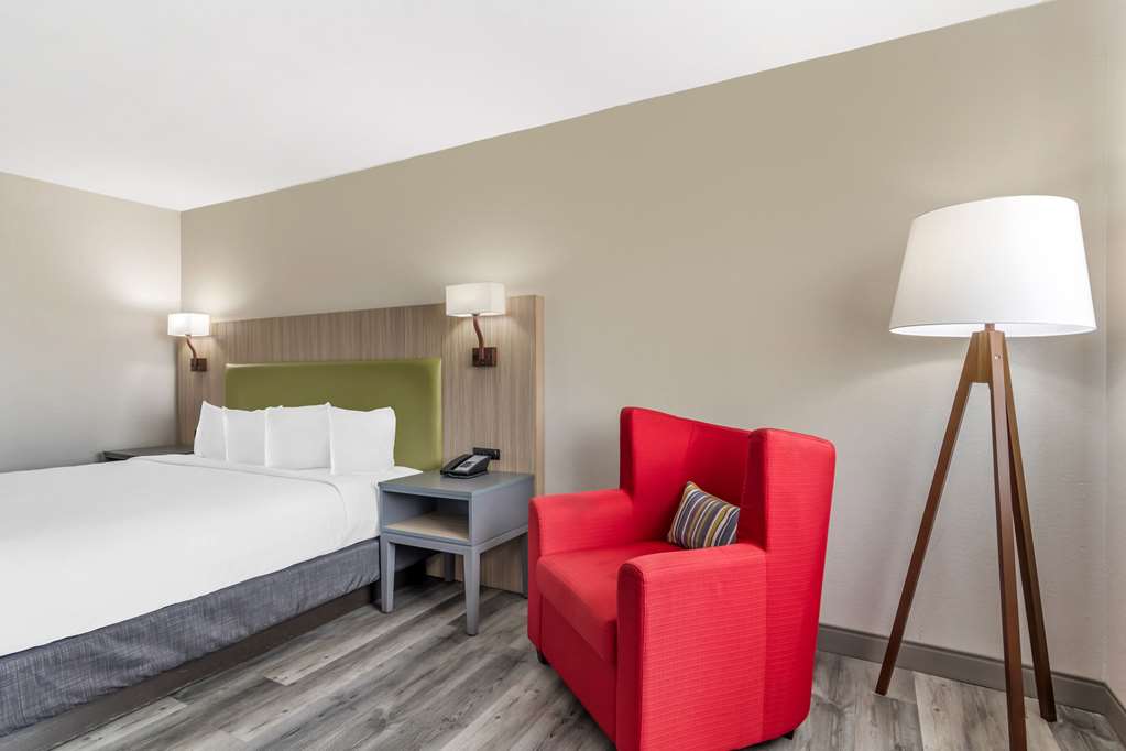 Country Inn & Suites by Radisson Atlanta Airport South GA - photo 14