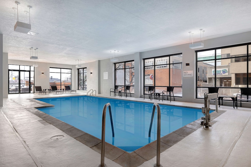 DoubleTree by Hilton Davenport - photo 44