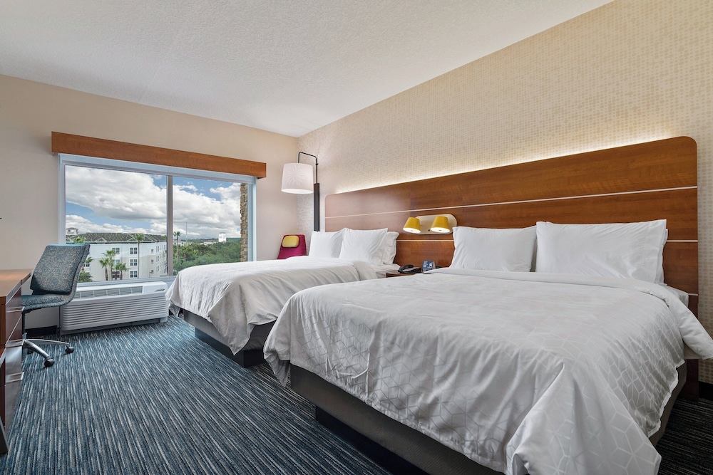 Holiday Inn Express & Suites Orlando Lake Buena Vista by IHG - photo 11