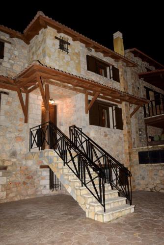 Villa Maria — 4-Star Luxury Hotel in Xylokastro, Greece