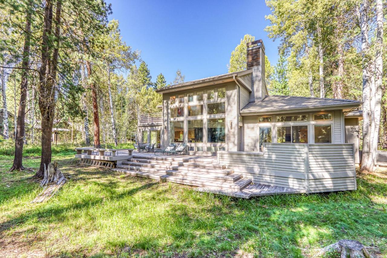 Black Butte Contemporary - last minute hotel in Unknown City