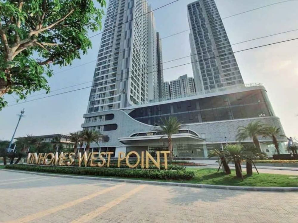 Aspaces Serviced Apartments Vinhomes West Point — 4-Star Luxury Hotel in Hanoi, Vietnam