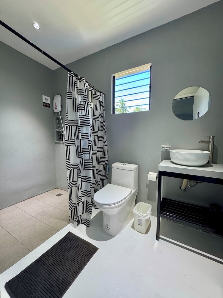 Siqui Pods - carbon neutral hotel in Siquijor