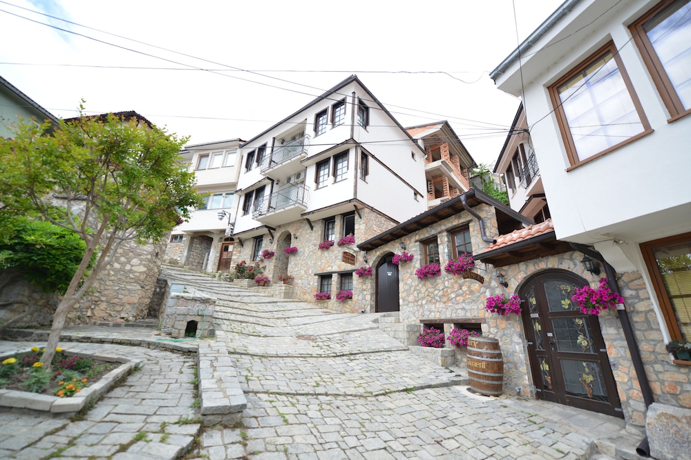 Villa & Winery Mal Sveti Kliment — 4-Star Luxury Hotel in Ohrid, Republic of Macedonia