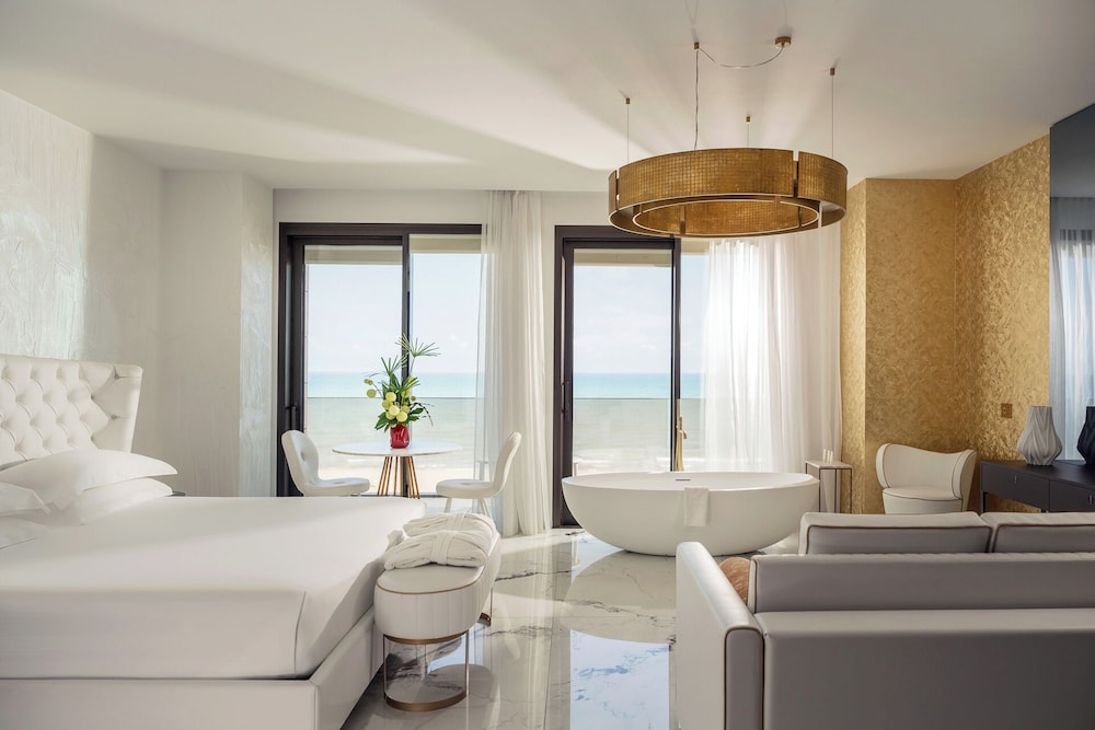 The Promenade Luxury Wellness Hotel — Riccione — photo 2