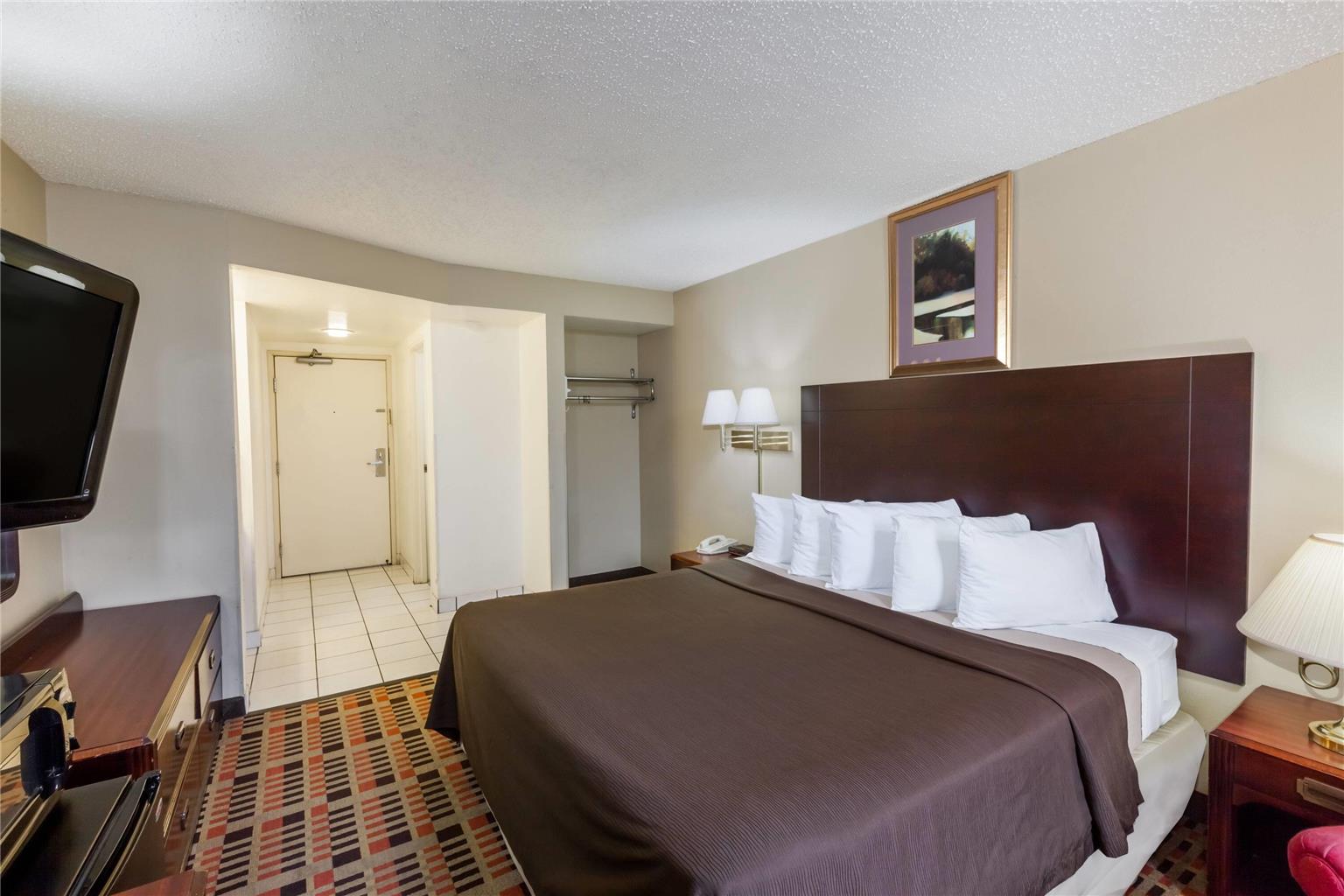 Days Inn by Wyndham Amarillo East - photo 15