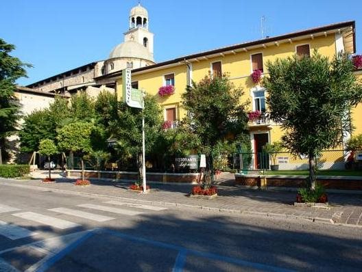 Hotel Ristorante Lepanto in Salo, Italy