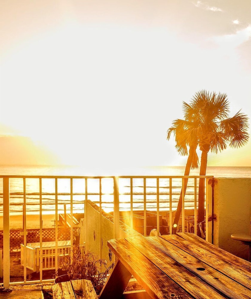 Beachside Hotel - photo 71