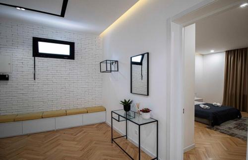 Super Cozy Stylish Apartment For 4 In Tbilisi