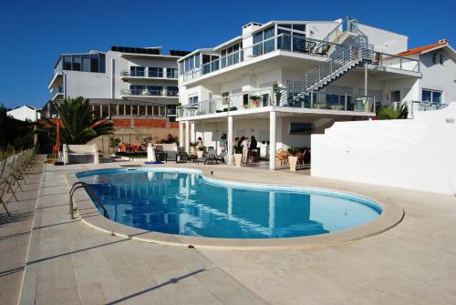 Apartamentos 7 saias — 4-Star Luxury Hotel in Nazare, Portugal