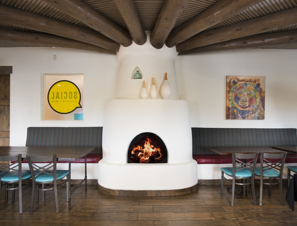 The Sage Hotel - photo 41