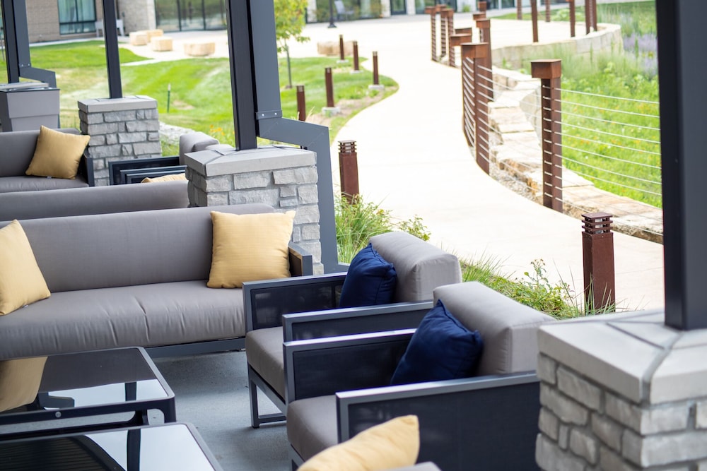 Hyatt Place Altoona Des Moines - photo 17
