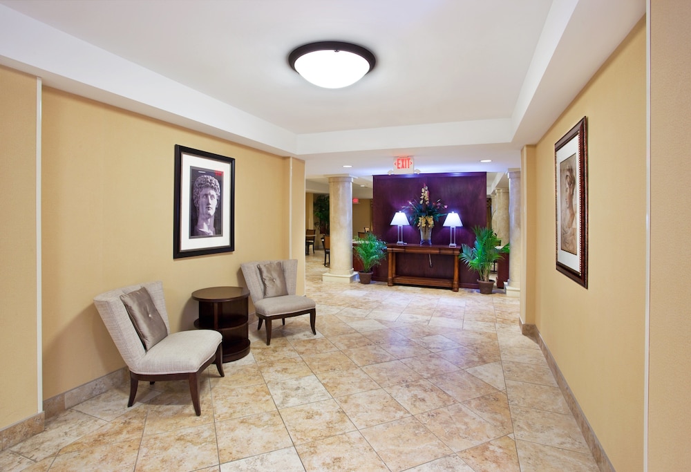 Holiday Inn Express Hotel & Suites Niagara Falls by IHG - photo 23