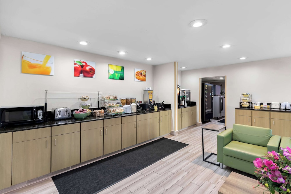 Quality Inn Atlanta Northlake - photo 26