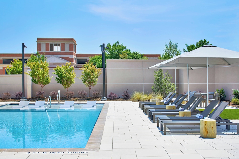 UNC Charlotte Marriott Hotel & Conference Center - photo 24