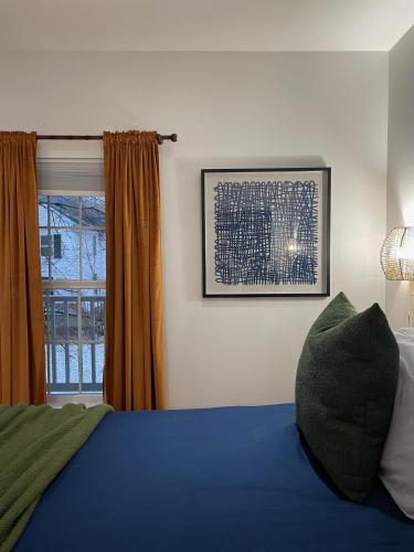 Urban Peak Escape — 4-Star Luxury Hotel in Lenox, United States