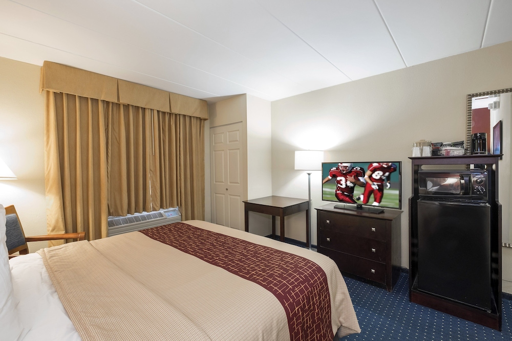 Red Roof Inn Annapolis - photo 6