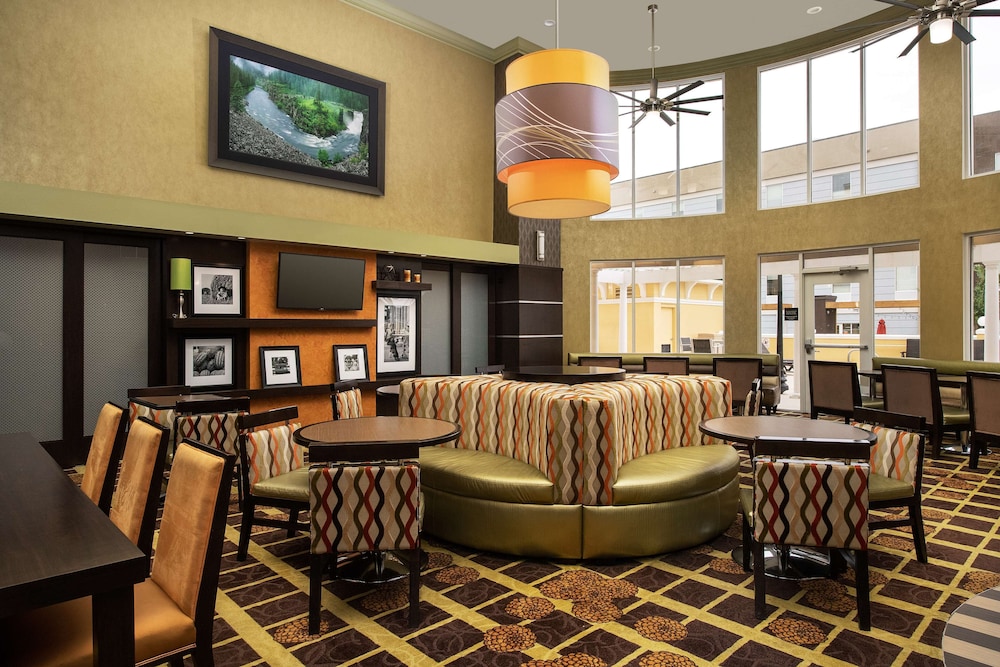 Hampton Inn & Suites Lake City - photo 4