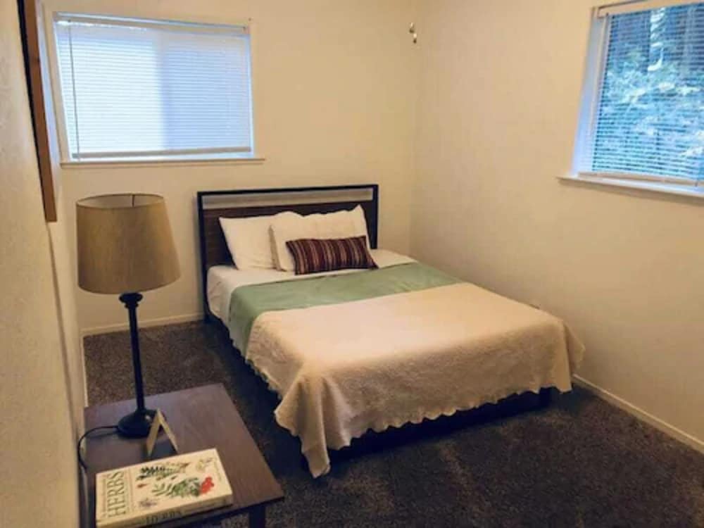 Narrow Gauge Inn - photo 5