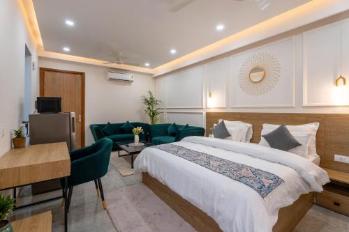 Elegent Studio On Golf Course Road @ Sterling — 4-Star Luxury Hotel in New Delhi, India