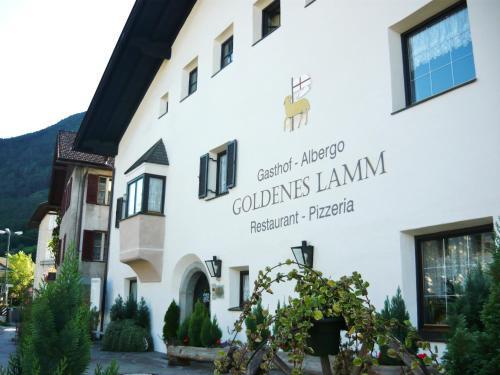 Gasthof Goldenes Lamm in Bressanone, Italy