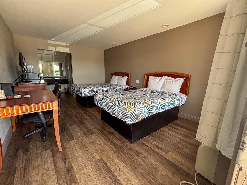 Spanish Trails Inn - photo 36