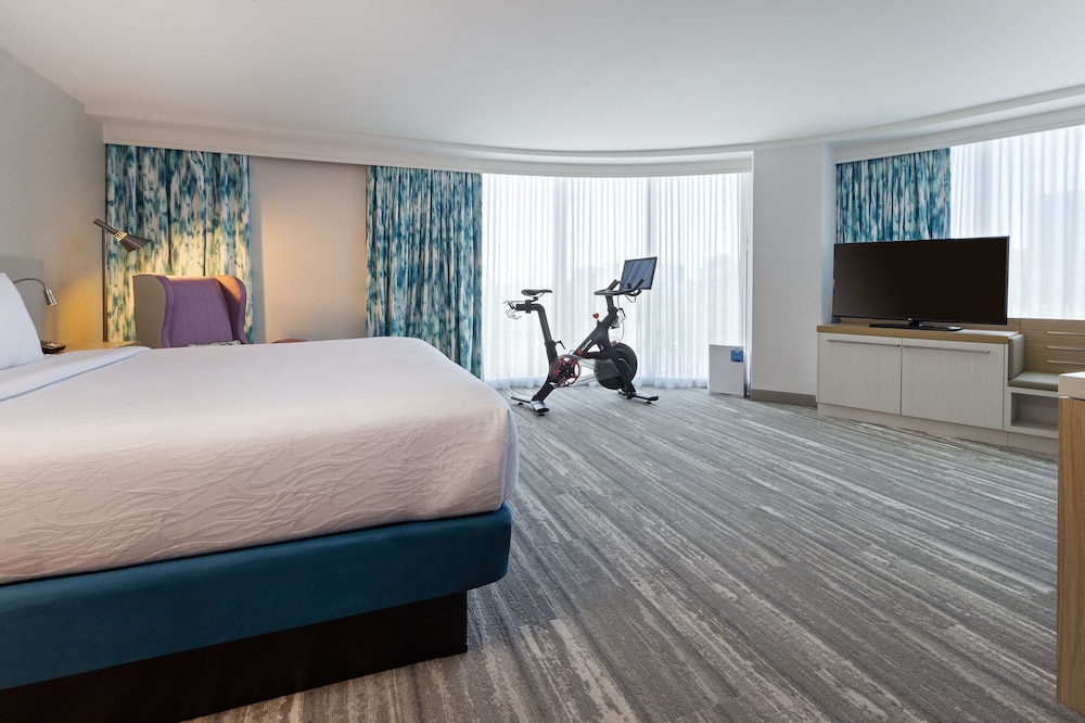 Hilton Garden Inn Boston Brookline MA - photo 8